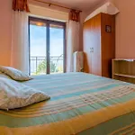 Apartment In Dramalj 41518