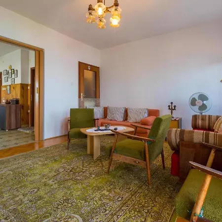 In Dramalj 41518 Apartment *